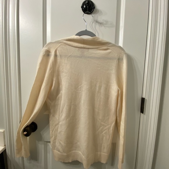 *NWT* Banana Republic Wool Cashmere Sweater - Picture 4 of 6